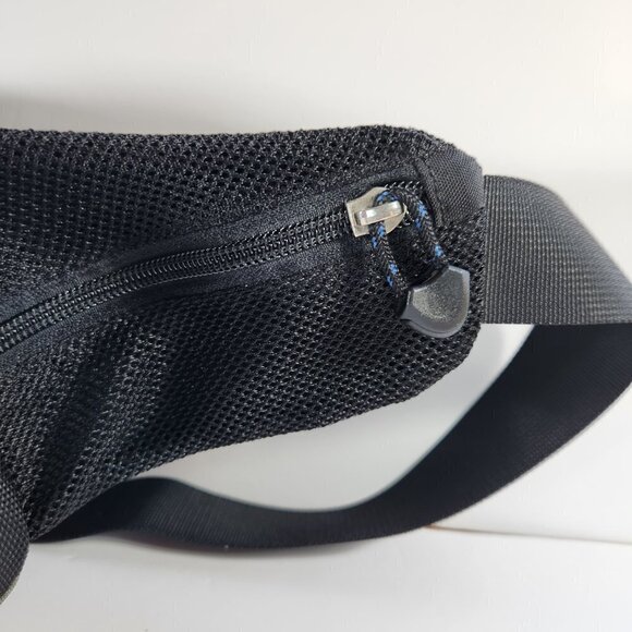 Mountain Equipment Fanny Pack Belt Bag Padded Outdoor Hiking Carryall Green - Picture 6 of 16